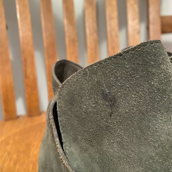 Heeled ankle boots - Picture 3 of 9